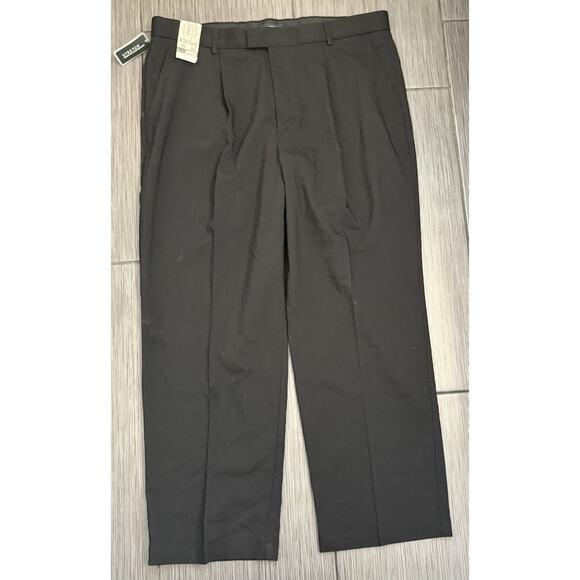 Dockers Men’s Black Recode Stretch Dress Pants Size 38x29 NWT Pleated Front - Picture 1 of 6